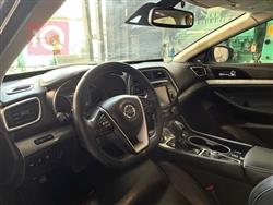 نيسان ماكسيما